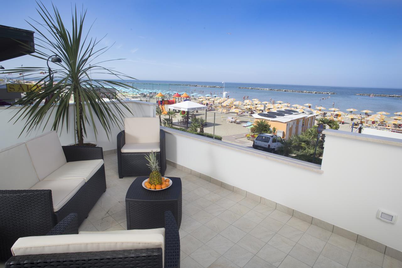 White Suite & Apartments Bellaria-Igea Marina Zewnętrze zdjęcie