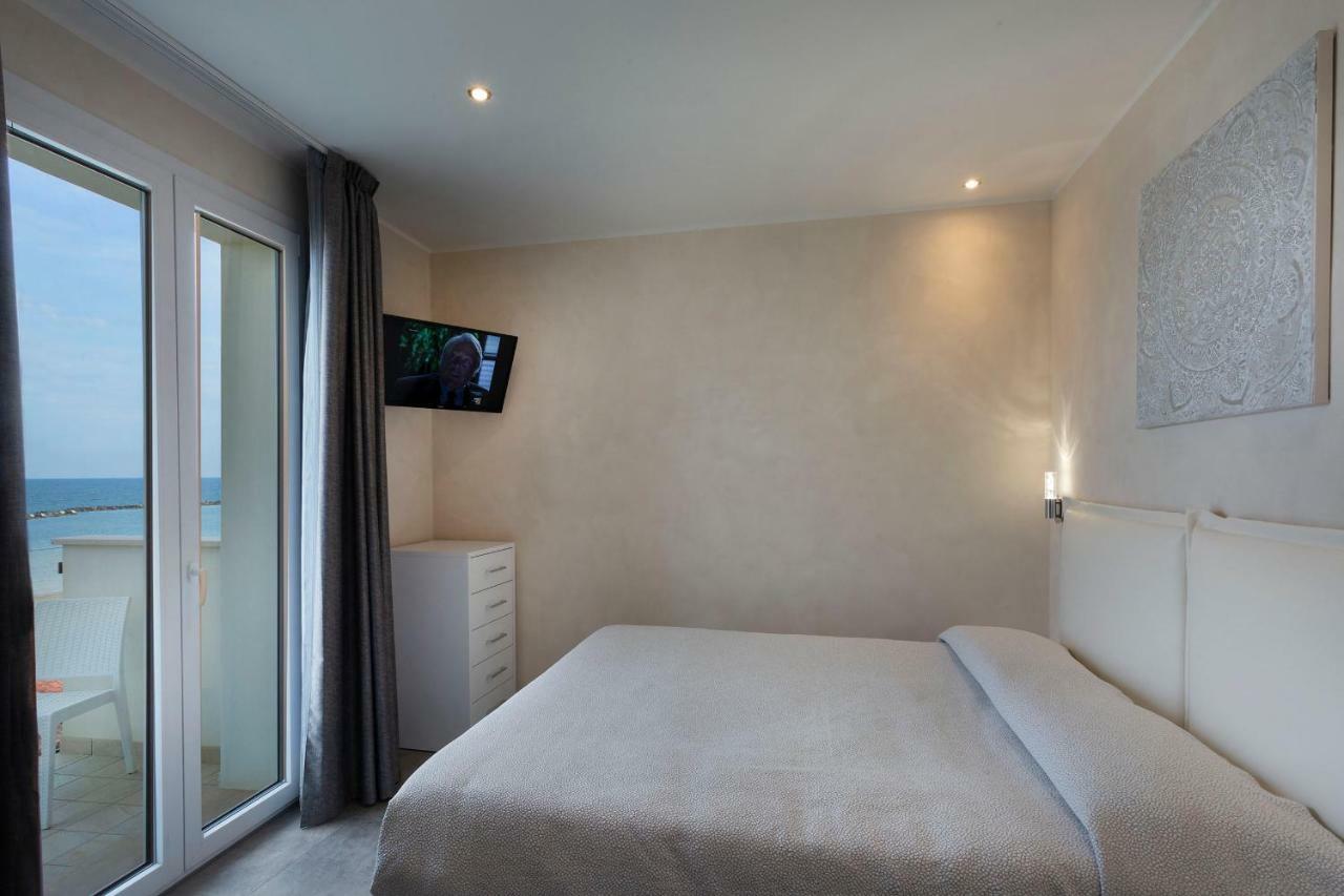 White Suite & Apartments Bellaria-Igea Marina Zewnętrze zdjęcie